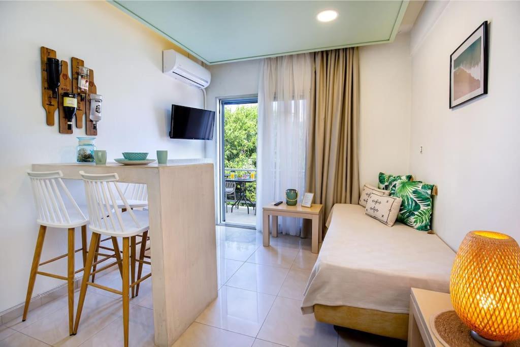 Central Thassos Apartment 3 Екстер'єр фото