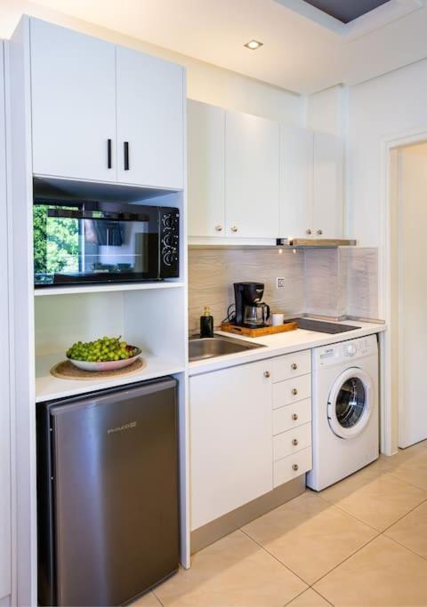 Central Thassos Apartment 3 Екстер'єр фото